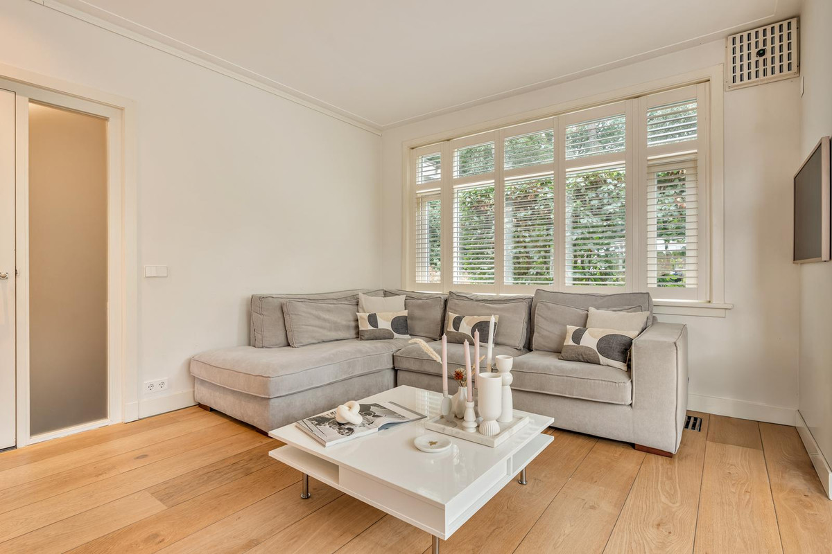 Hoekwoning te koop: Bos en Vaartlaan 26, Amstelveen
