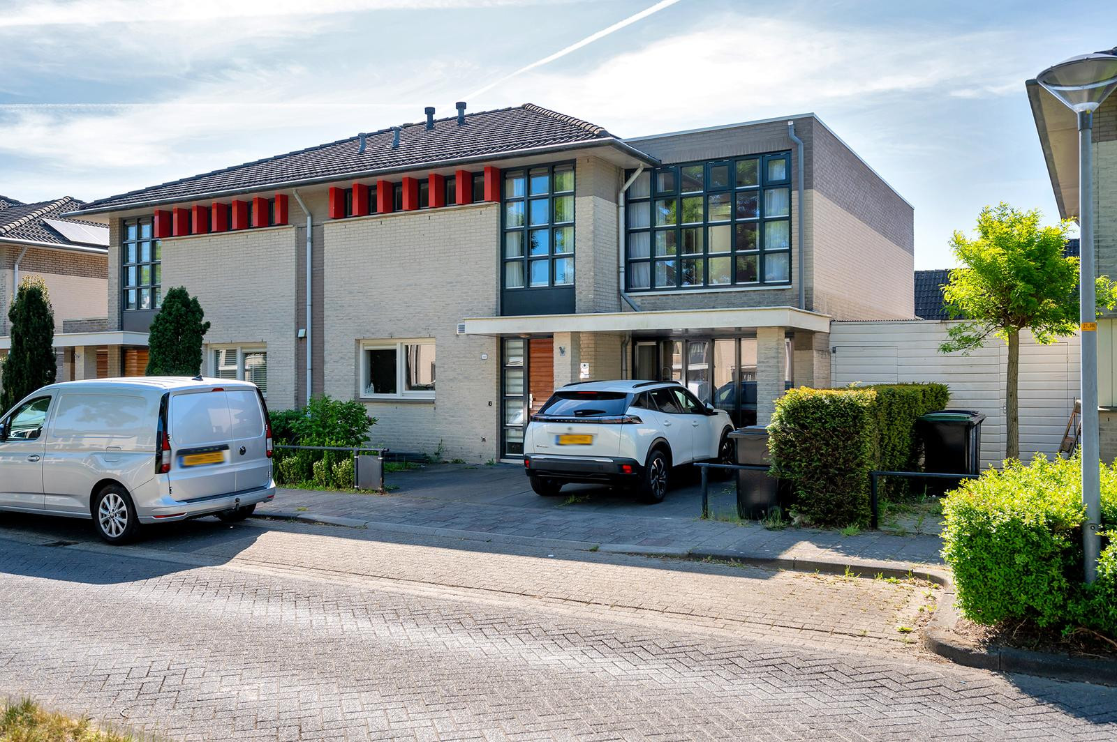 Woning in Almere (HUU-304870)
