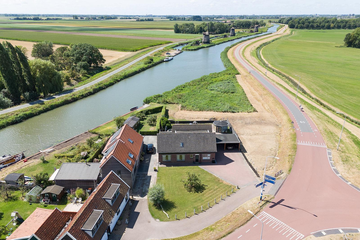 Vrijstaande woning te koop: Huigendijk 8, Ursem