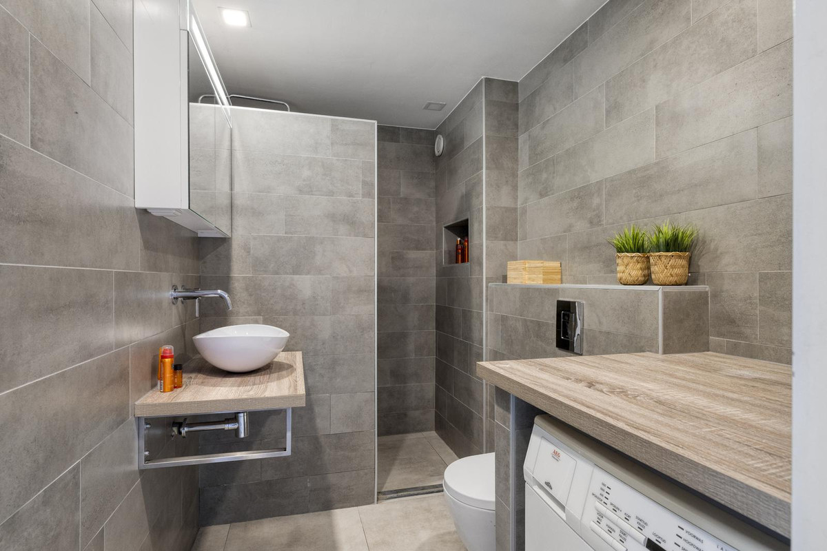 Tussenwoning te koop: Broekakker 7, Breda