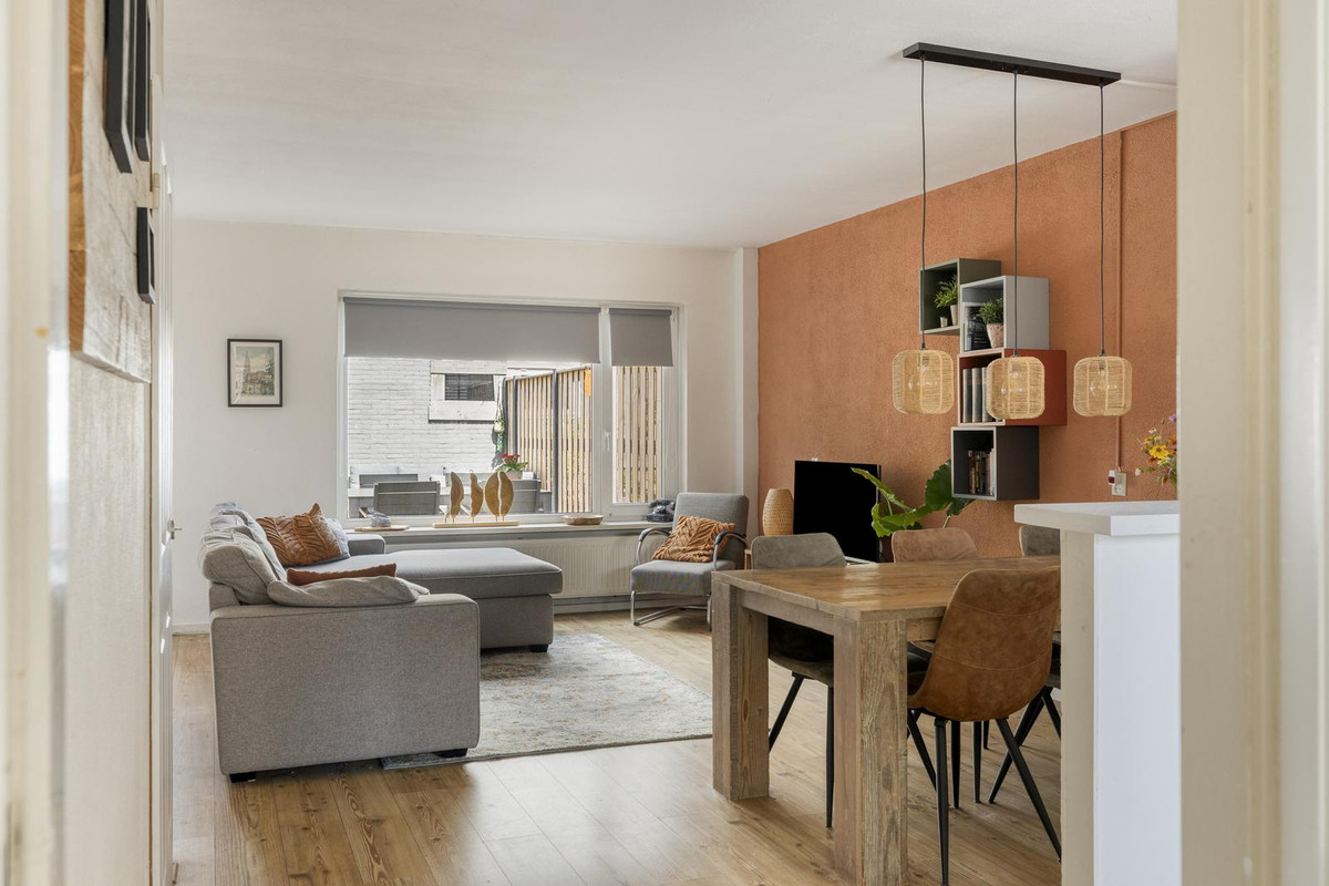 Tussenwoning te koop: Broekakker 7, Breda