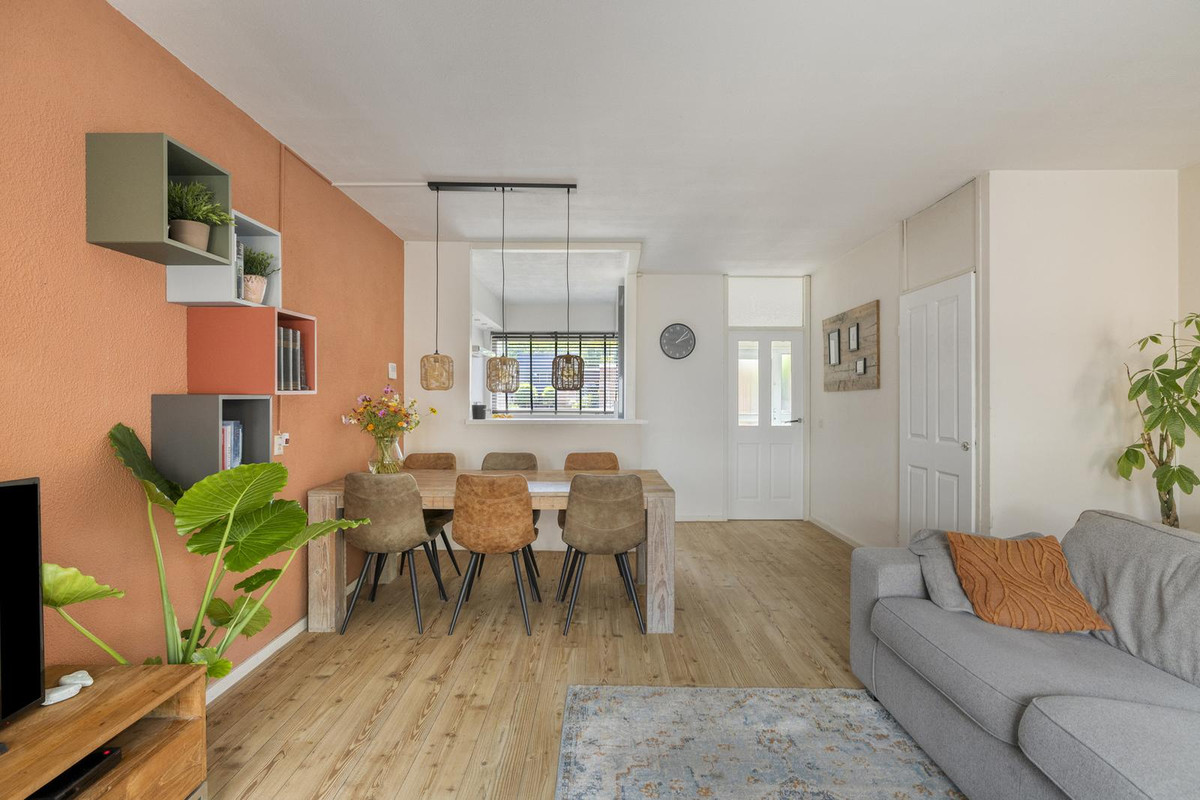 Tussenwoning te koop: Broekakker 7, Breda