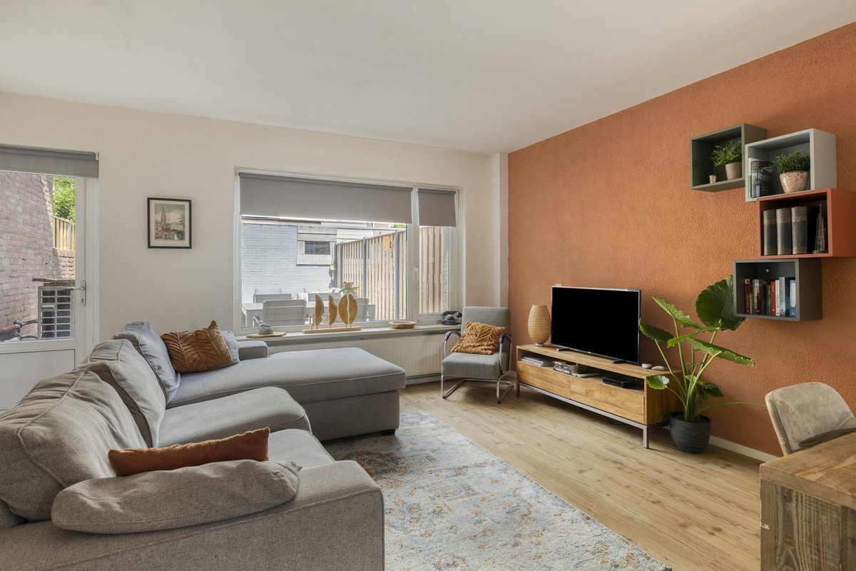 Tussenwoning te koop: Broekakker 7, Breda