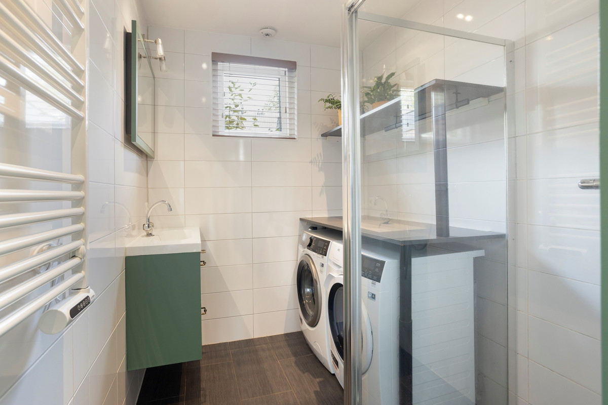 Hoekwoning te koop: Frieswijkstraat 1, Deventer