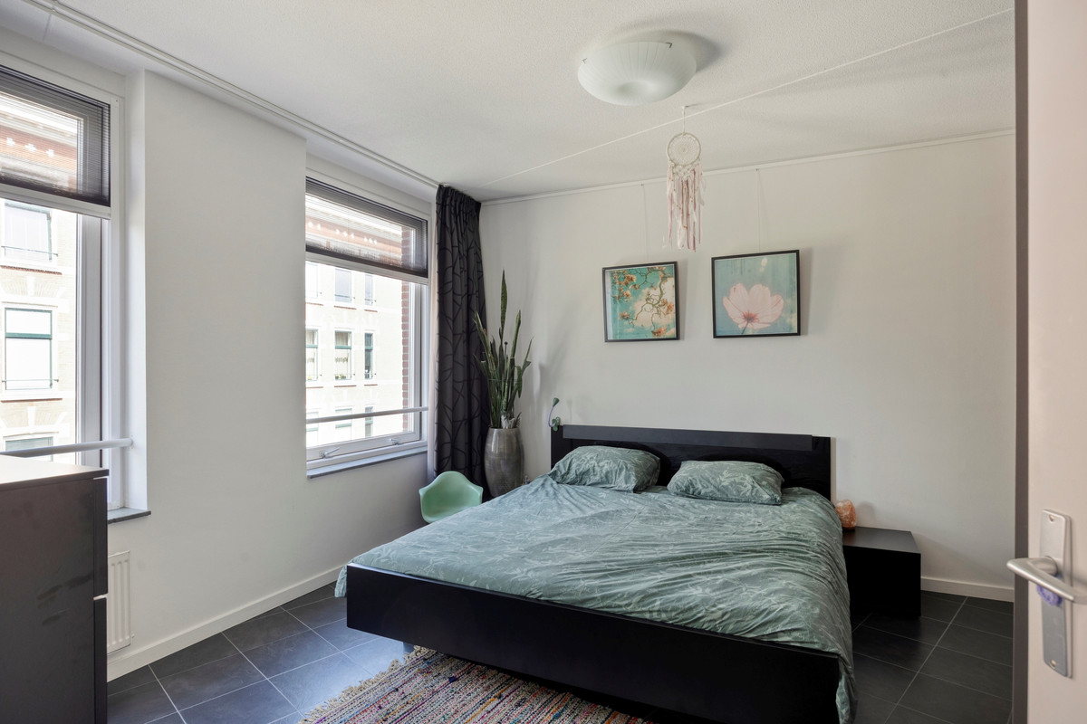 Appartement te koop: Nijverheidstraat 144, Rotterdam