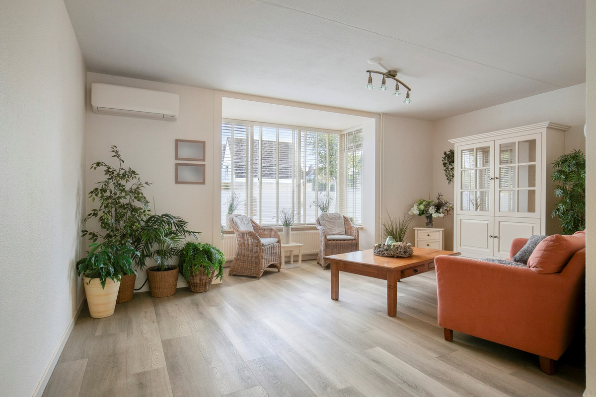 Tussenwoning te koop: Amer 18, Someren
