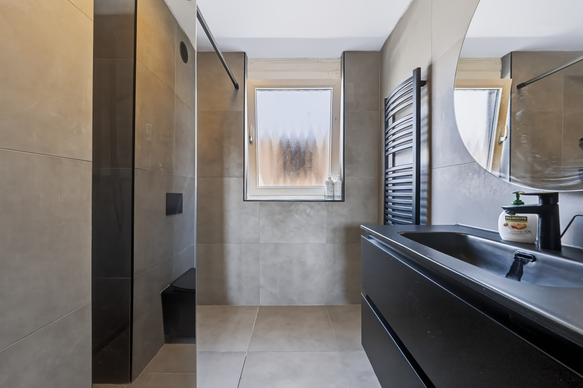 Tussenwoning te koop: Schervenkreek 8, Spijkenisse