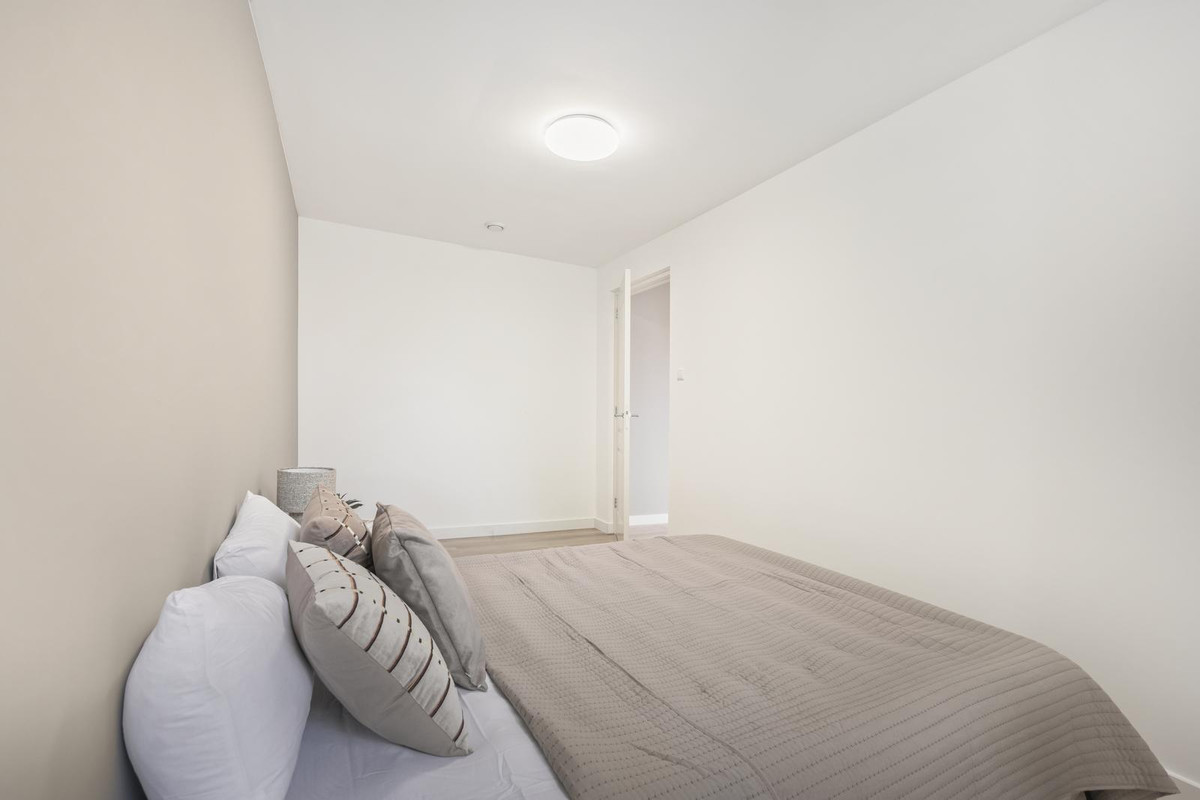 Studio te koop: Bussumsestraat 161, 'S-Gravenhage