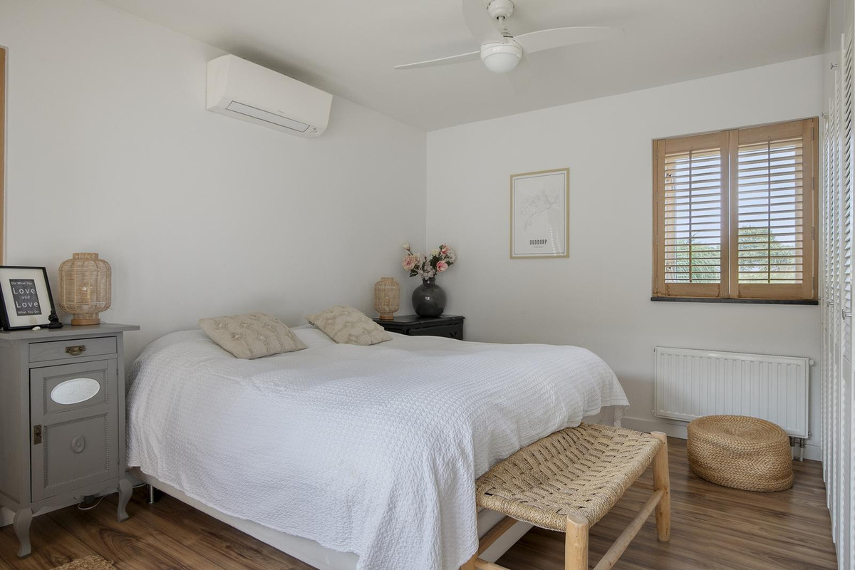 Vrijstaande woning te koop: De Toekomst 76, Ouddorp
