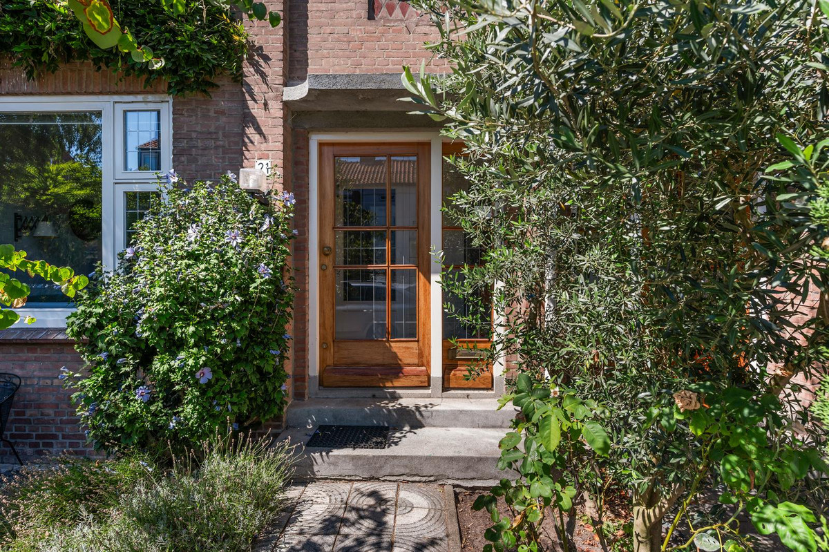 Tussenwoning te koop: Molenstraat 21, Rotterdam