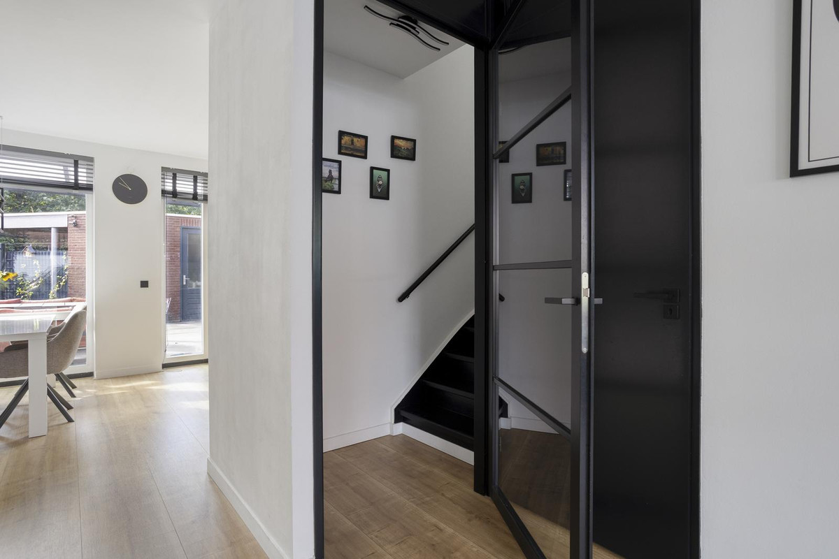 Tussenwoning te koop: Marconistraat 69, Maastricht