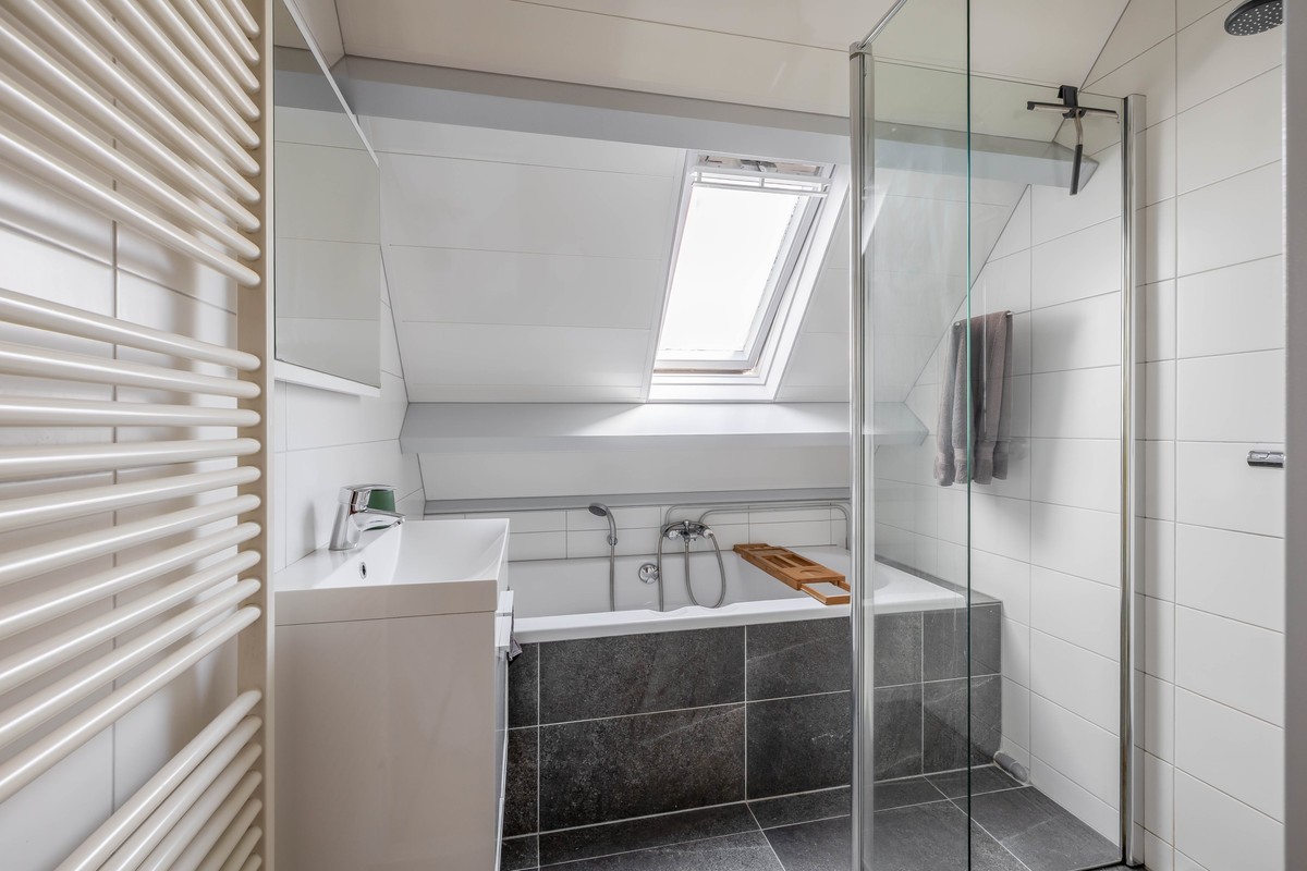 Tussenwoning te koop: Gerstakker 92, Waddinxveen