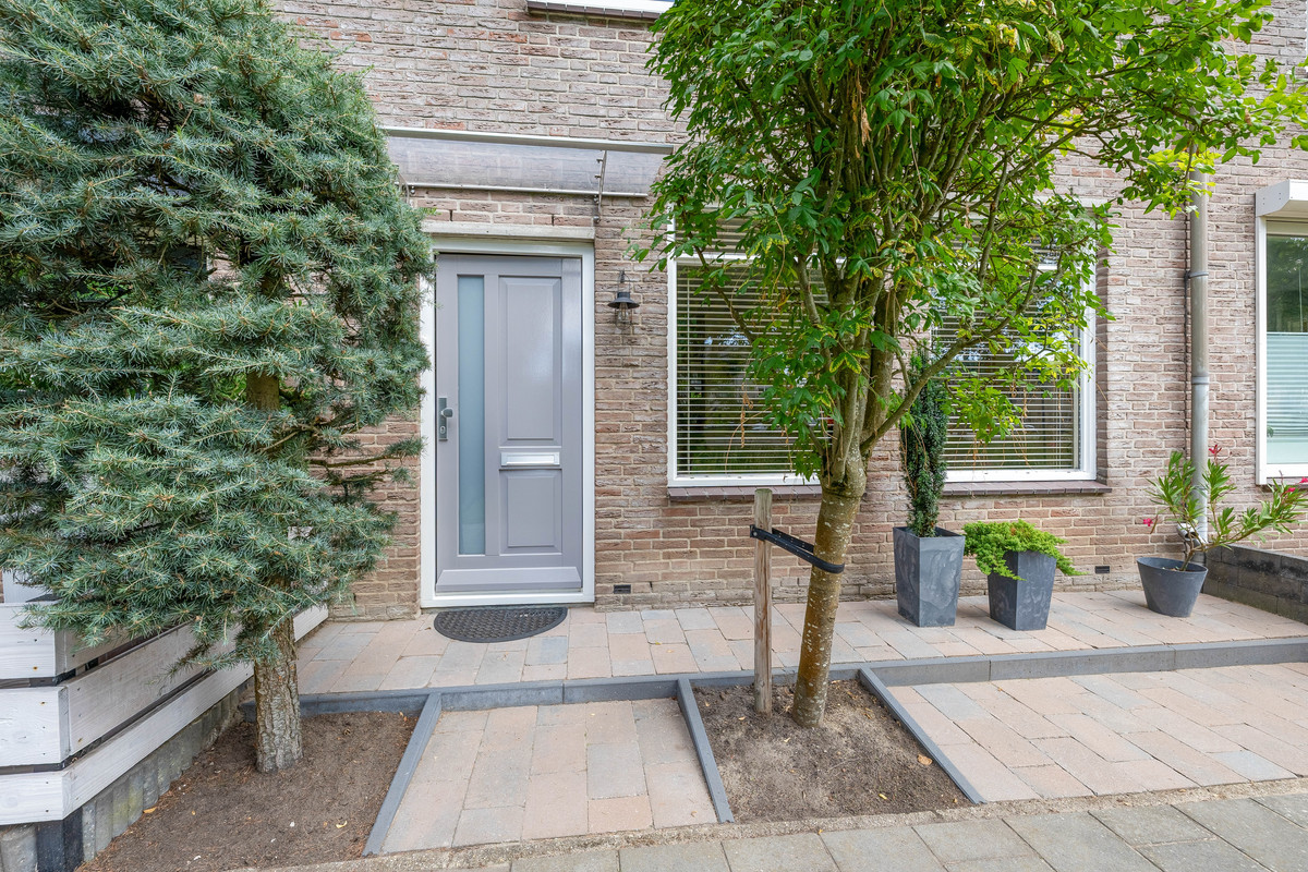 Tussenwoning te koop: Gerstakker 92, Waddinxveen