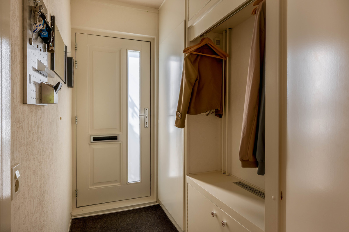 Tussenwoning te koop: Gerstakker 92, Waddinxveen