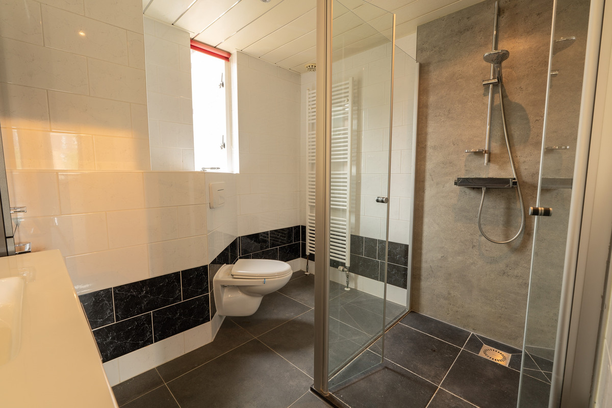 Hoekwoning te koop: De Eik 2, Hellevoetsluis