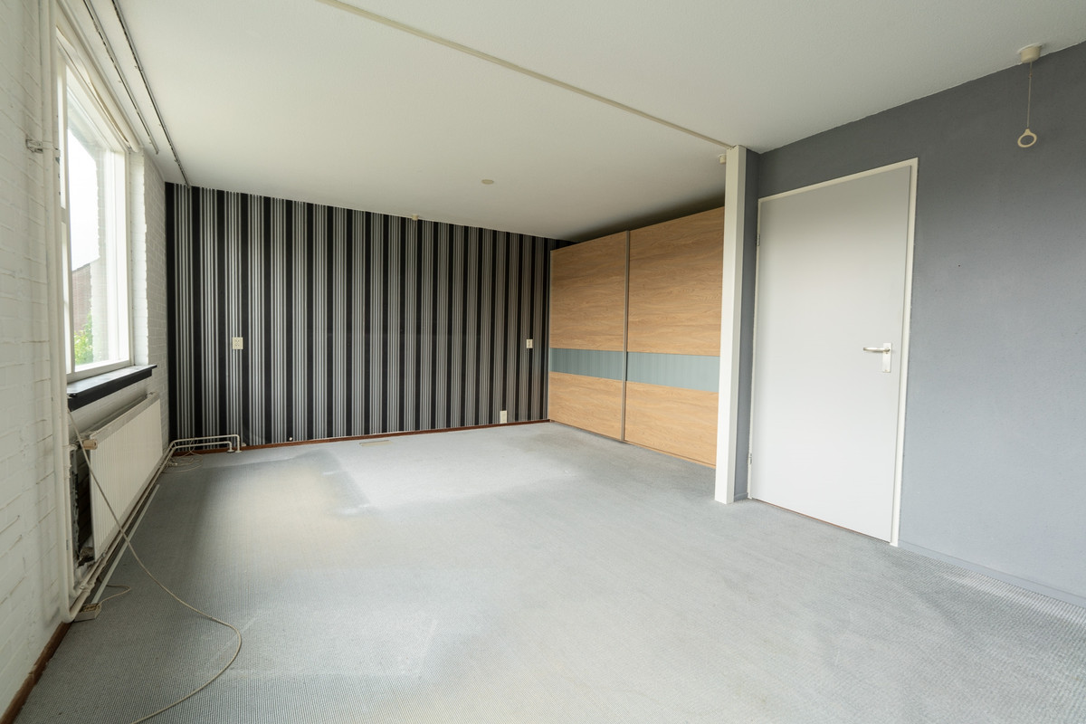 Hoekwoning te koop: De Eik 2, Hellevoetsluis
