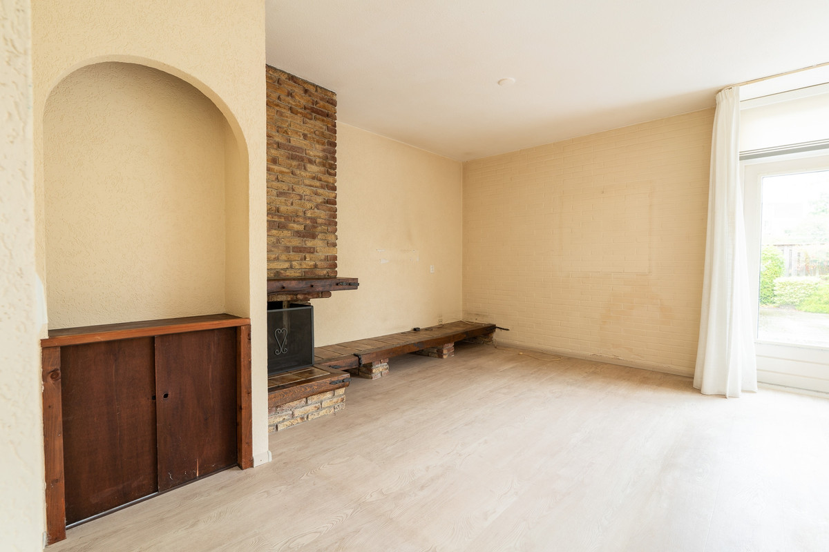 Hoekwoning te koop: De Eik 2, Hellevoetsluis