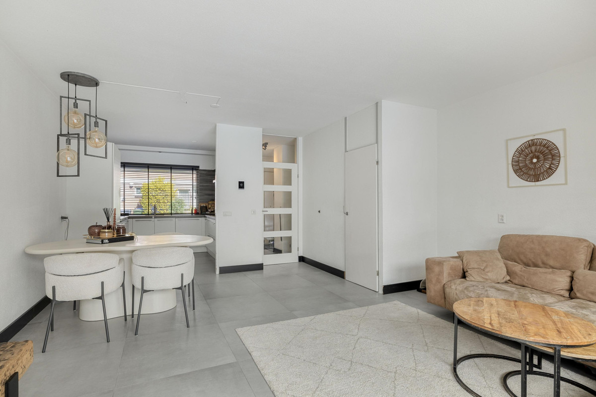 Tussenwoning te koop: Kersegaarde 9, Nieuwegein