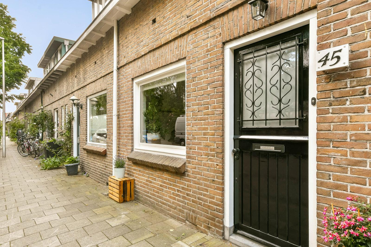 Tussenwoning te koop: Muyskenweg 45, Utrecht