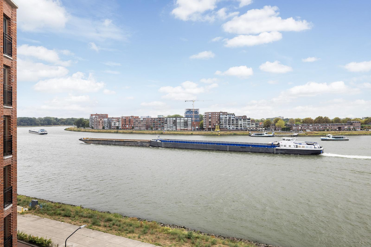 Appartement te koop: Werf van Gips 366, Dordrecht