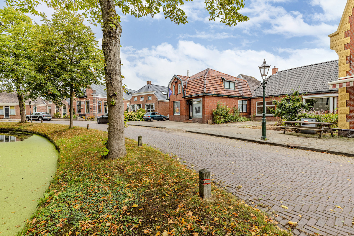 Vrijstaande woning te koop: 't loug 22, Spijk