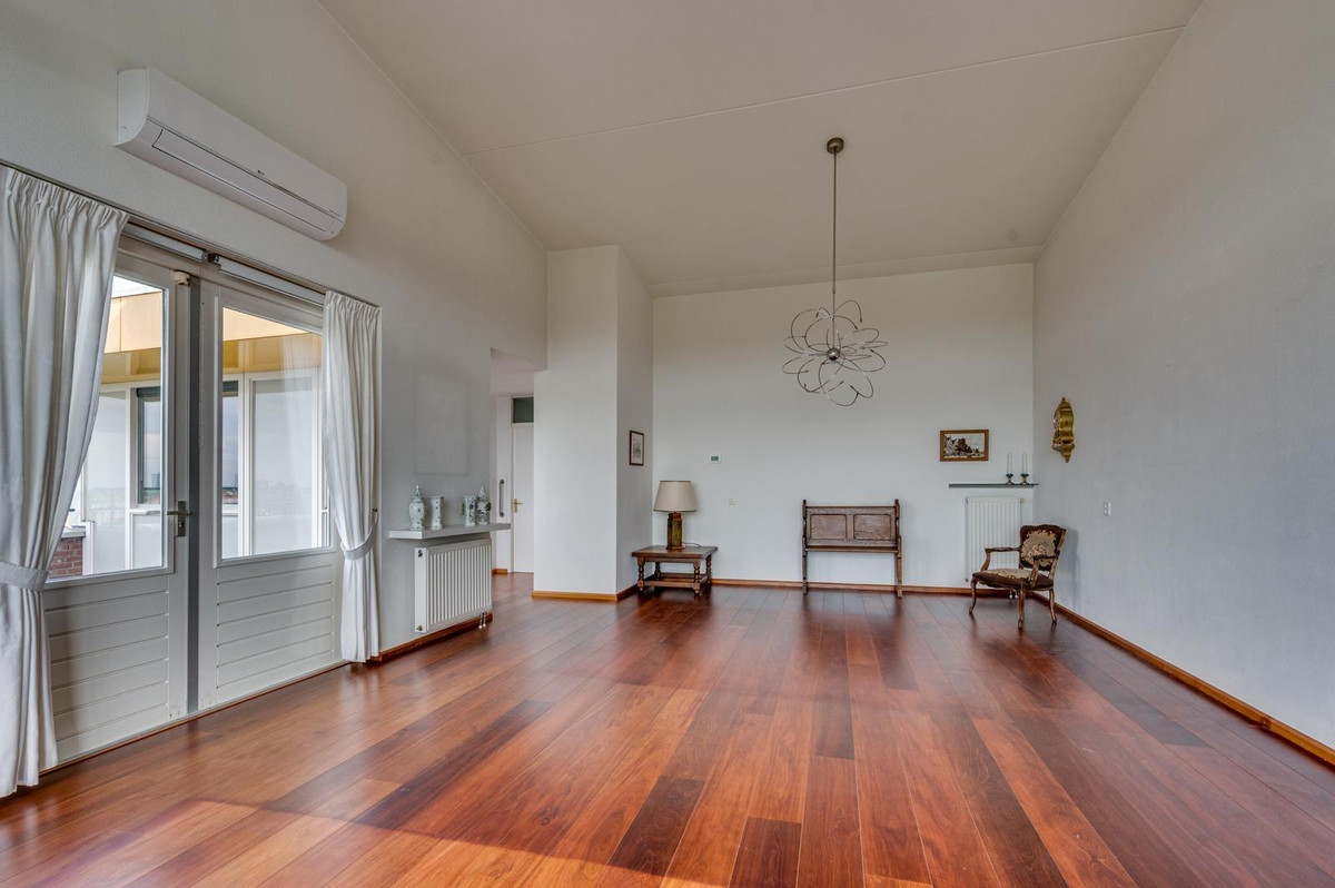 Appartement te koop: Veldzuring 53, Venlo