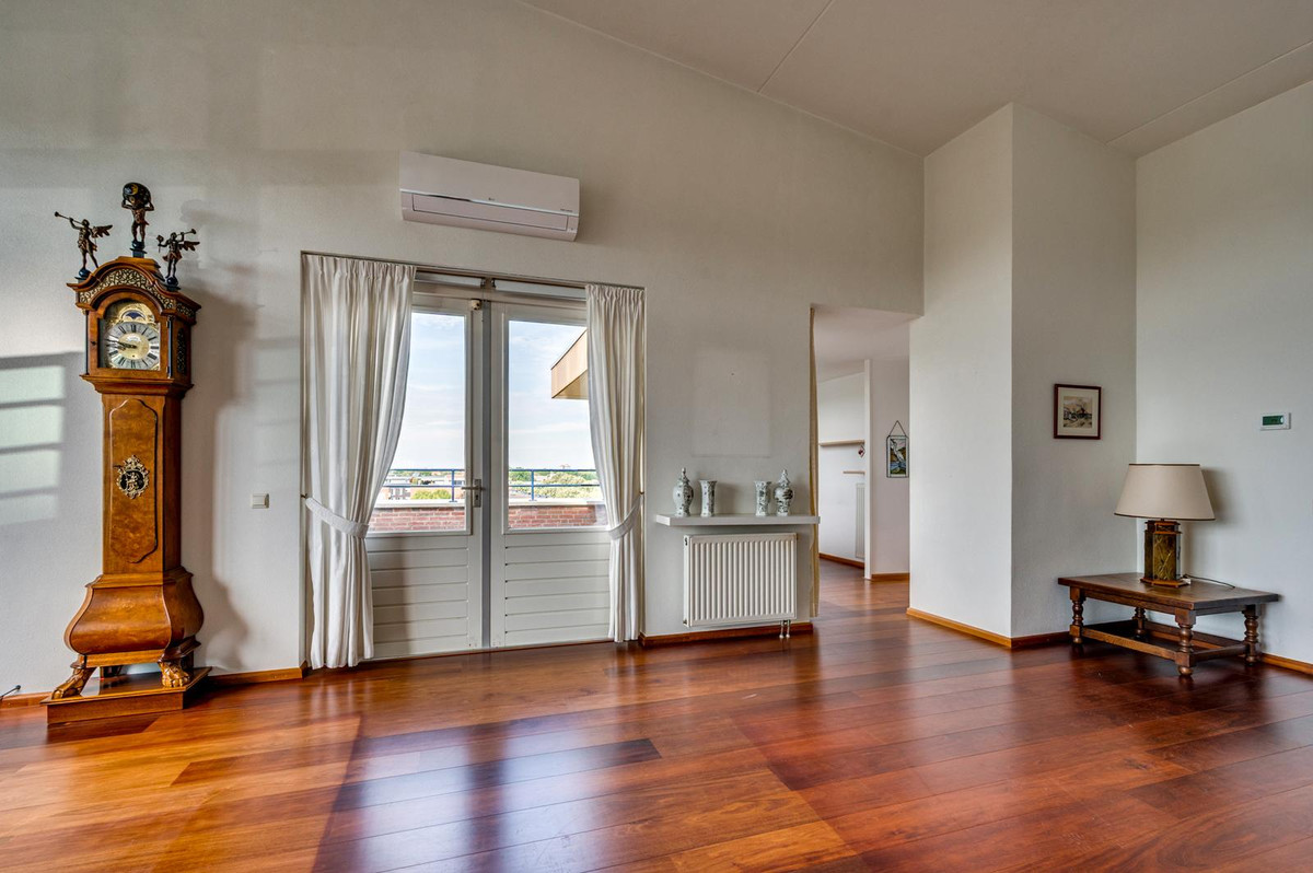 Appartement te koop: Veldzuring 53, Venlo