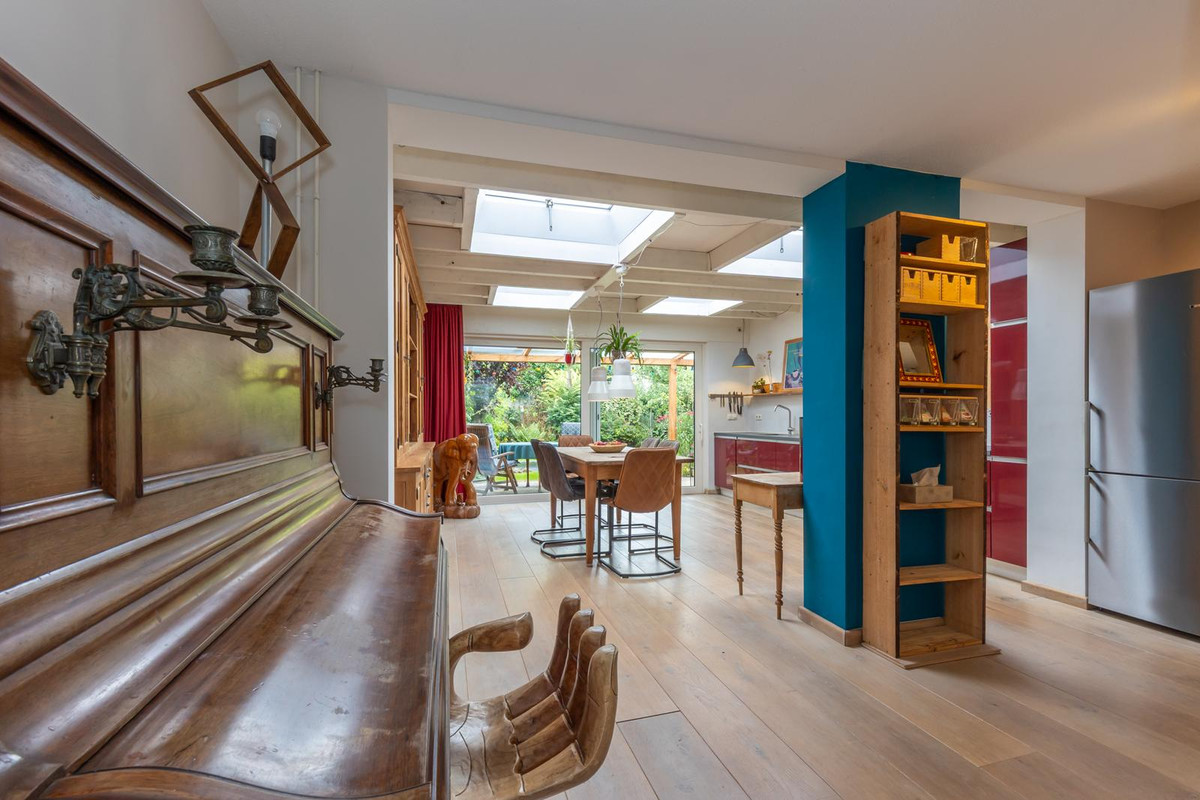 Tussenwoning te koop: Marsstraat 28, Sittard