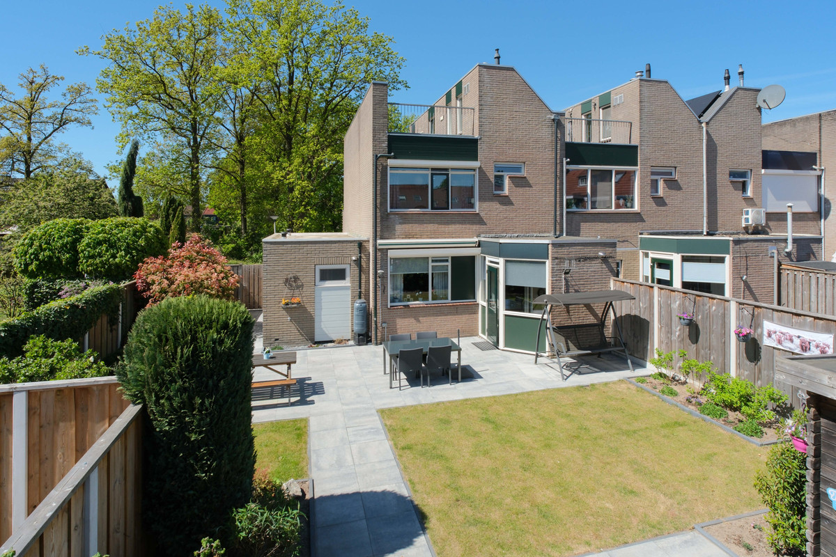 Hoekwoning te koop: De Vogelweide 46, Almelo