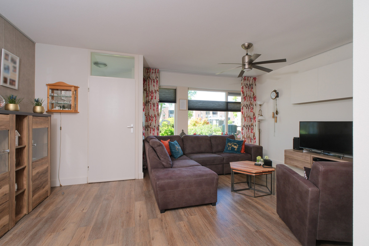 Hoekwoning te koop: De Vogelweide 46, Almelo