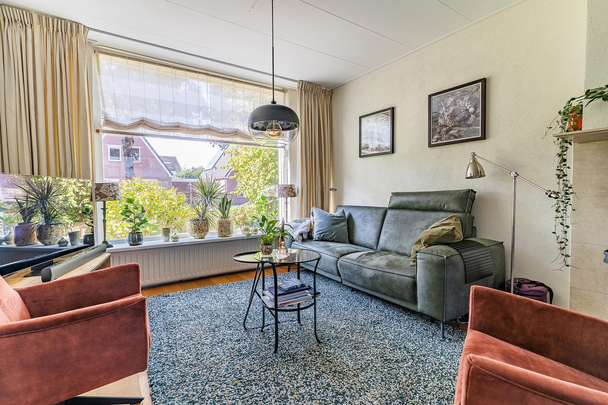 Tussenwoning te koop: Coragestraat 37, Elburg