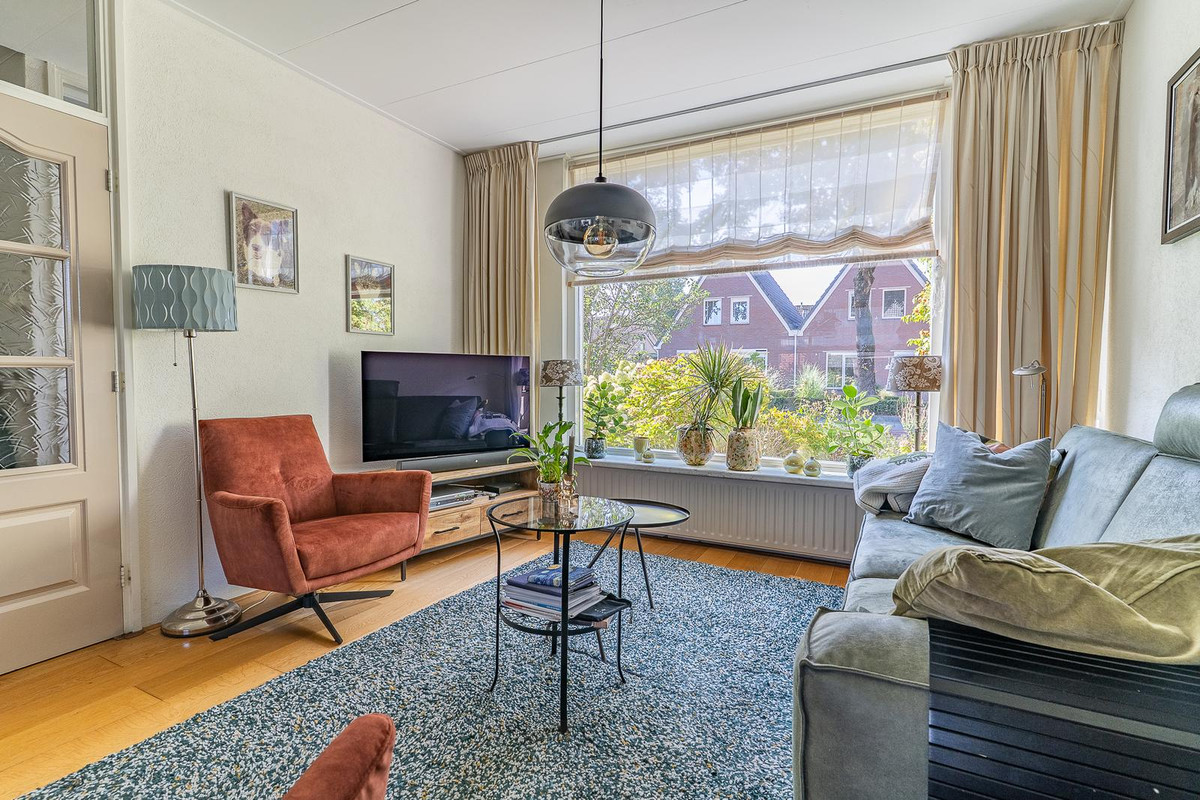 Tussenwoning te koop: Coragestraat 37, Elburg