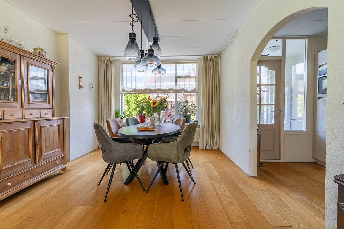 Tussenwoning te koop: Coragestraat 37, Elburg