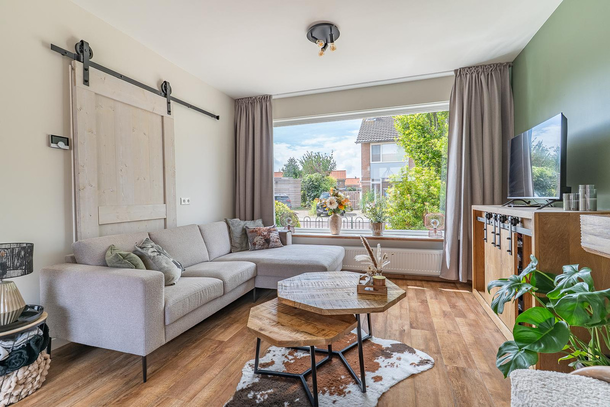 Tussenwoning te koop: Passestraat 8, Elburg