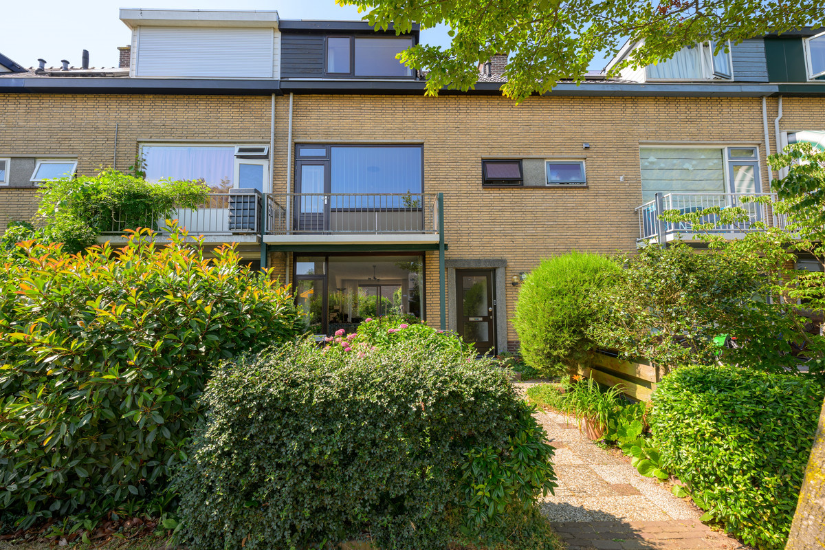 Tussenwoning te koop: Spiegheldreef 17, Leiderdorp