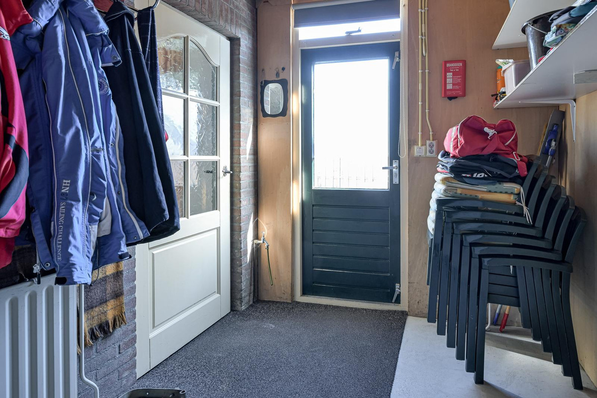 Hoekwoning te koop: Zuidgouw 25, Ursem