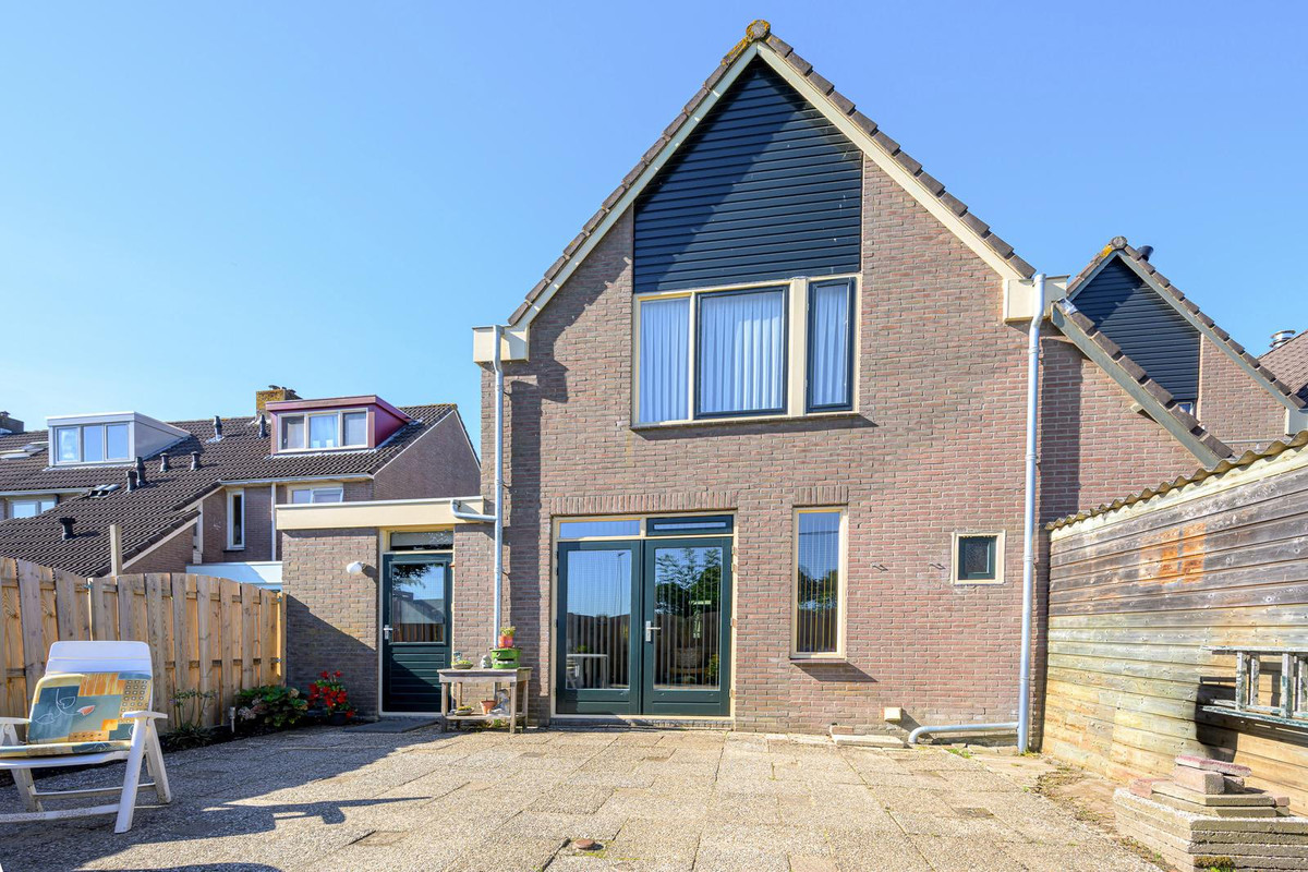 Hoekwoning te koop: Zuidgouw 25, Ursem