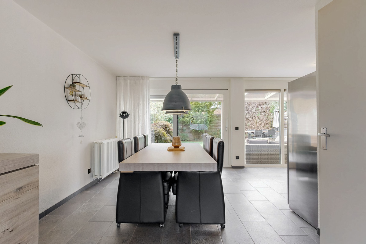 Tussenwoning te koop: Sint Rochusstraat 9, Stein