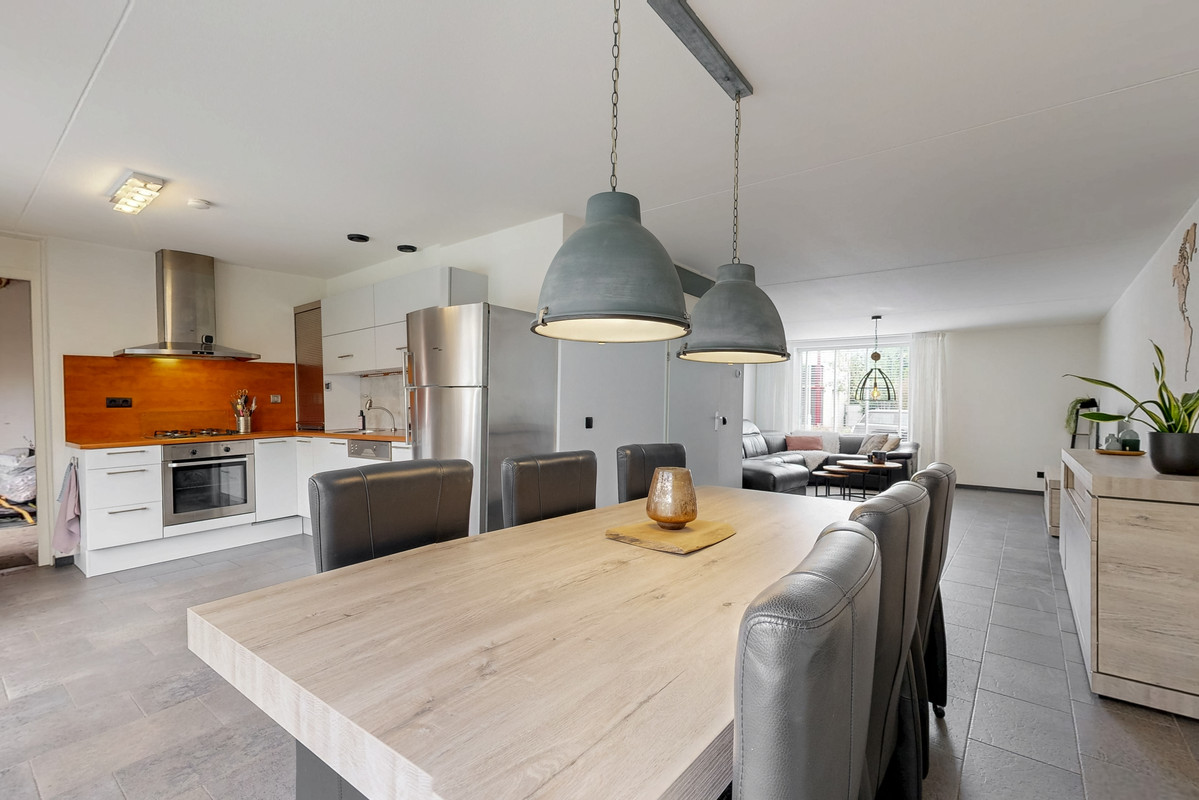 Tussenwoning te koop: Sint Rochusstraat 9, Stein