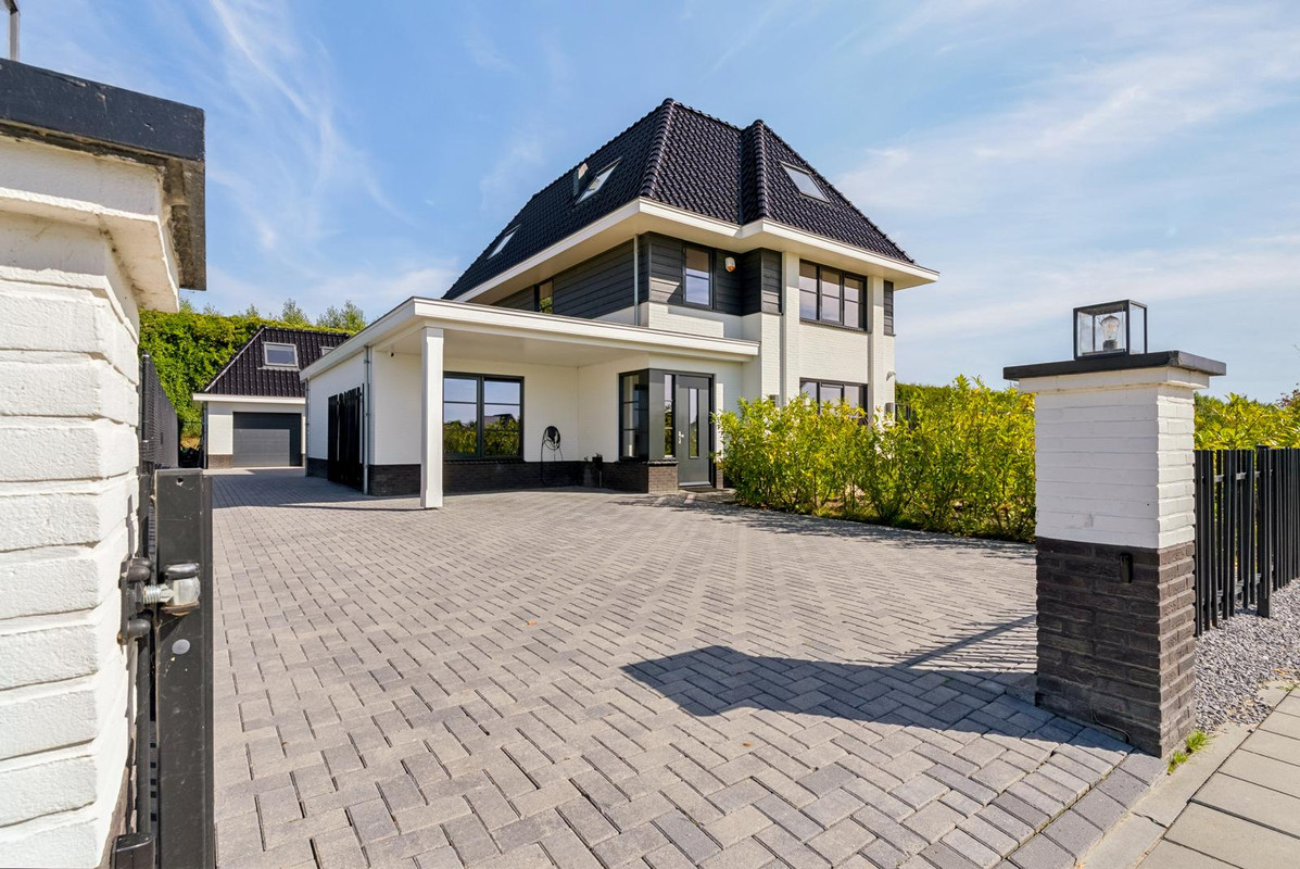 Vrijstaande woning te koop: Het Everloo 90, Lelystad