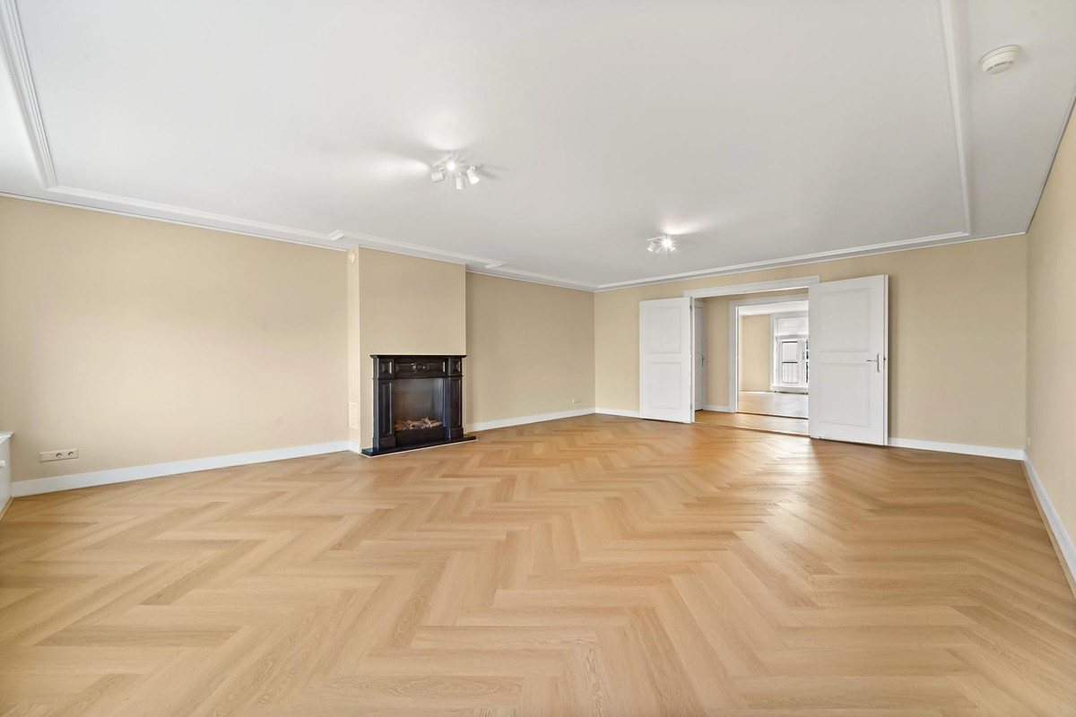 Appartement te huur: Nassauplein 26C, 'S-Gravenhage