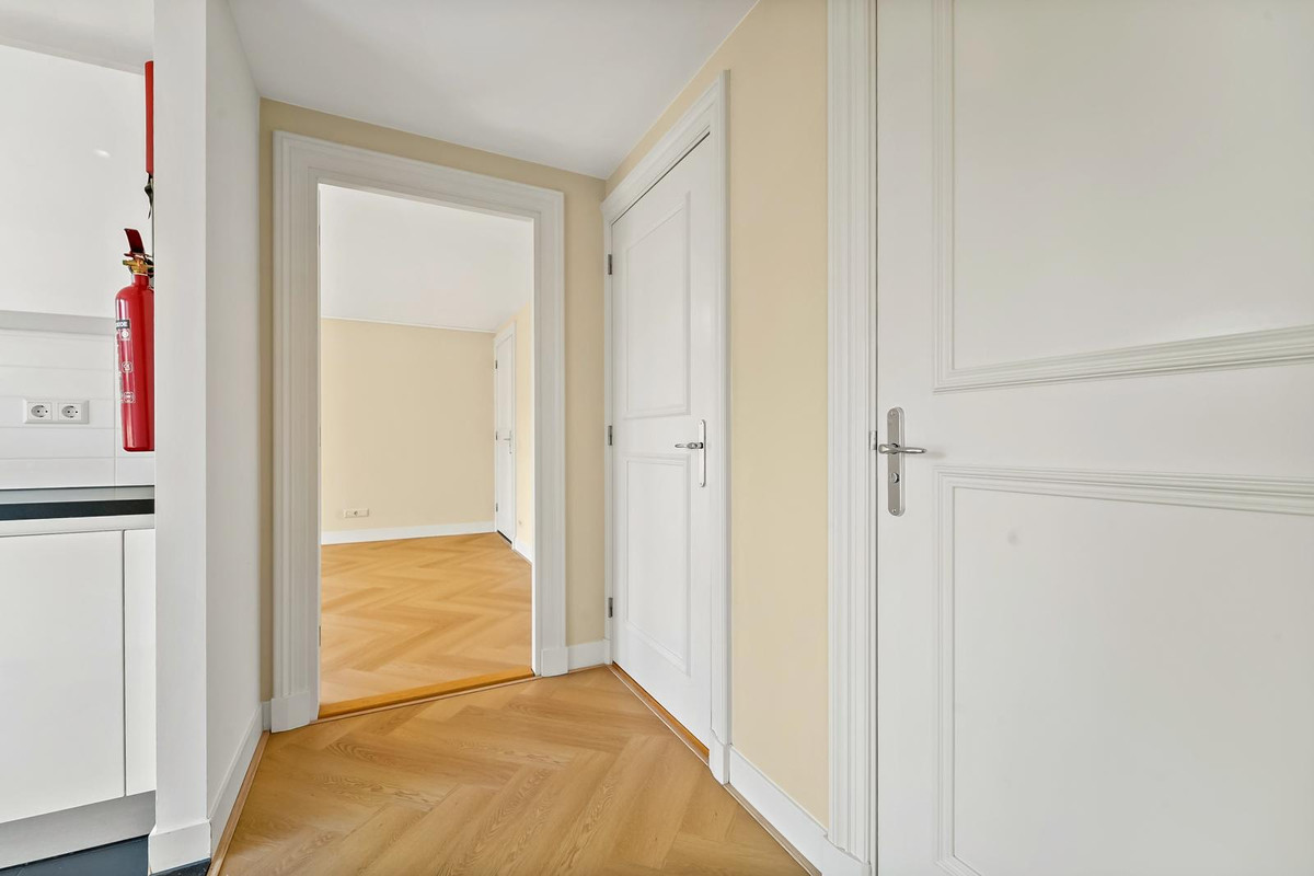 Appartement te huur: Nassauplein 26C, 'S-Gravenhage