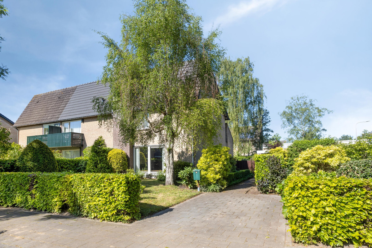Hoekwoning te koop: Diepenbrocklaan 75, Tilburg