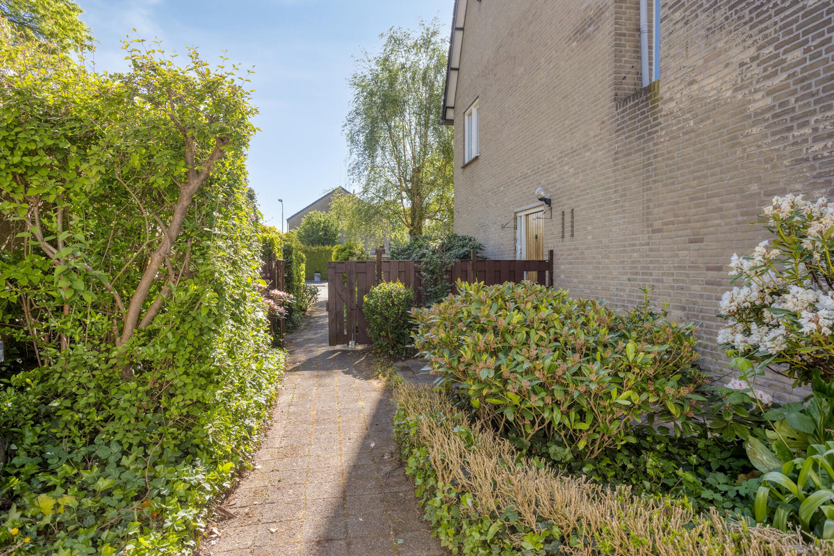 Hoekwoning te koop: Diepenbrocklaan 75, Tilburg