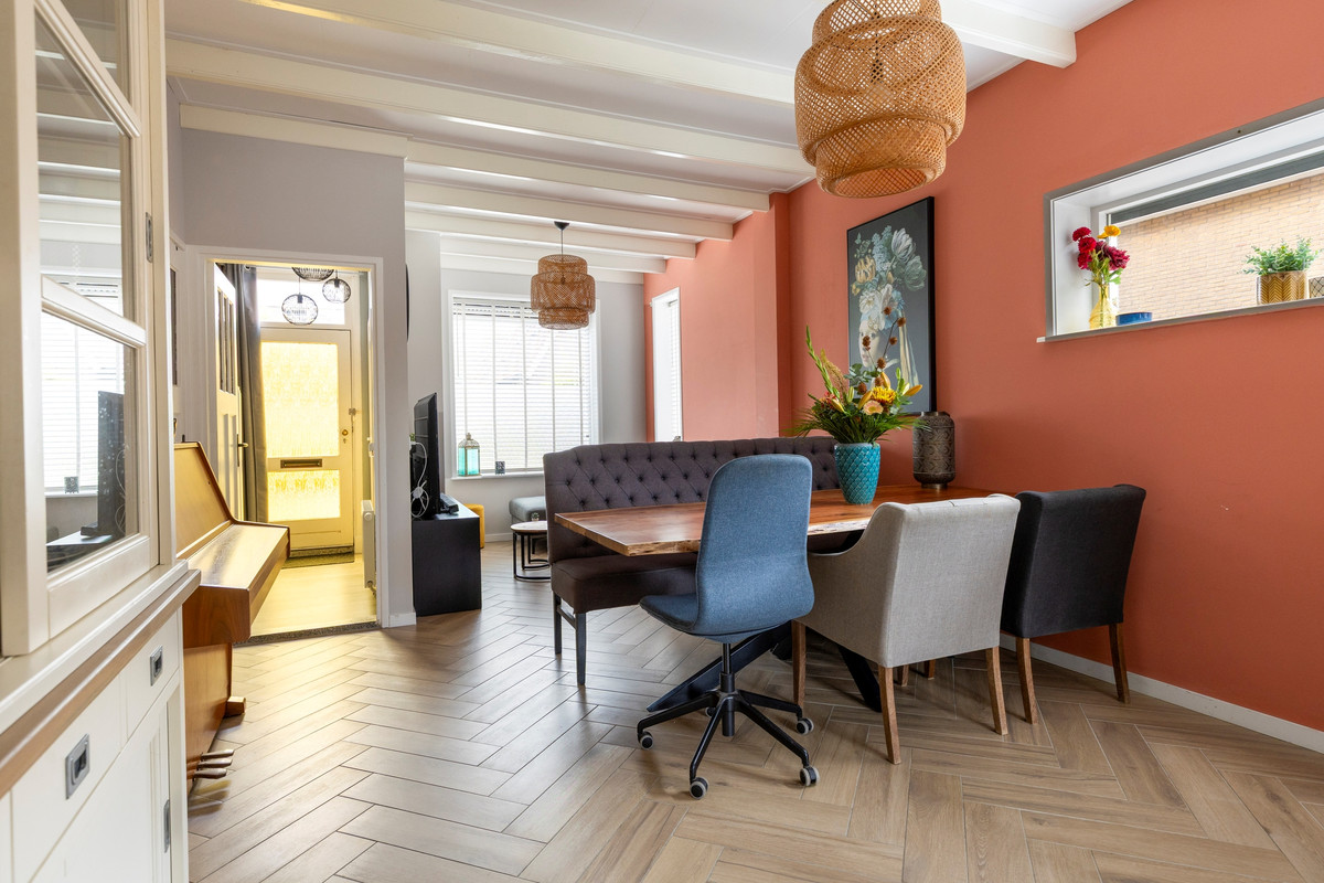 Hoekwoning te koop: Oost Voorgors 50, Middelharnis
