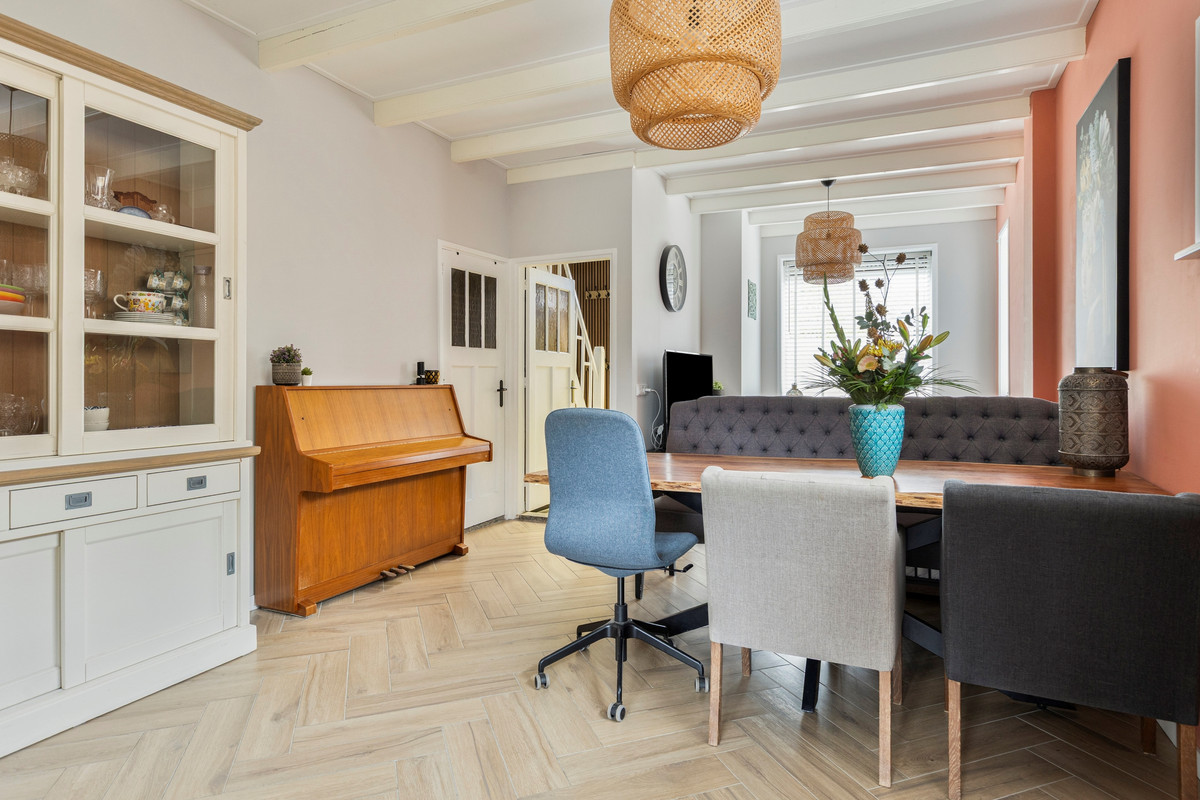 Hoekwoning te koop: Oost Voorgors 50, Middelharnis