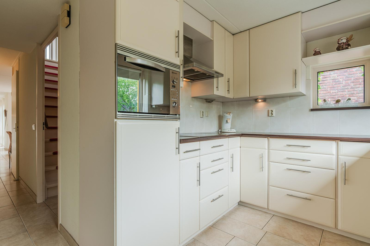 Tussenwoning te koop: Bittervoorn 26, Hoogeveen