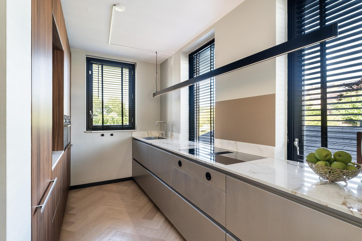 Hoekwoning te koop: Malachiet 35, Rhoon