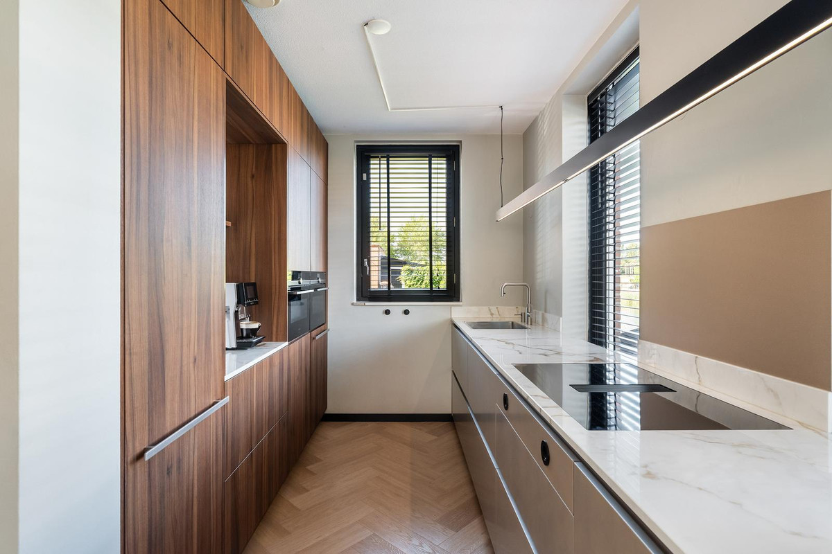 Hoekwoning te koop: Malachiet 35, Rhoon