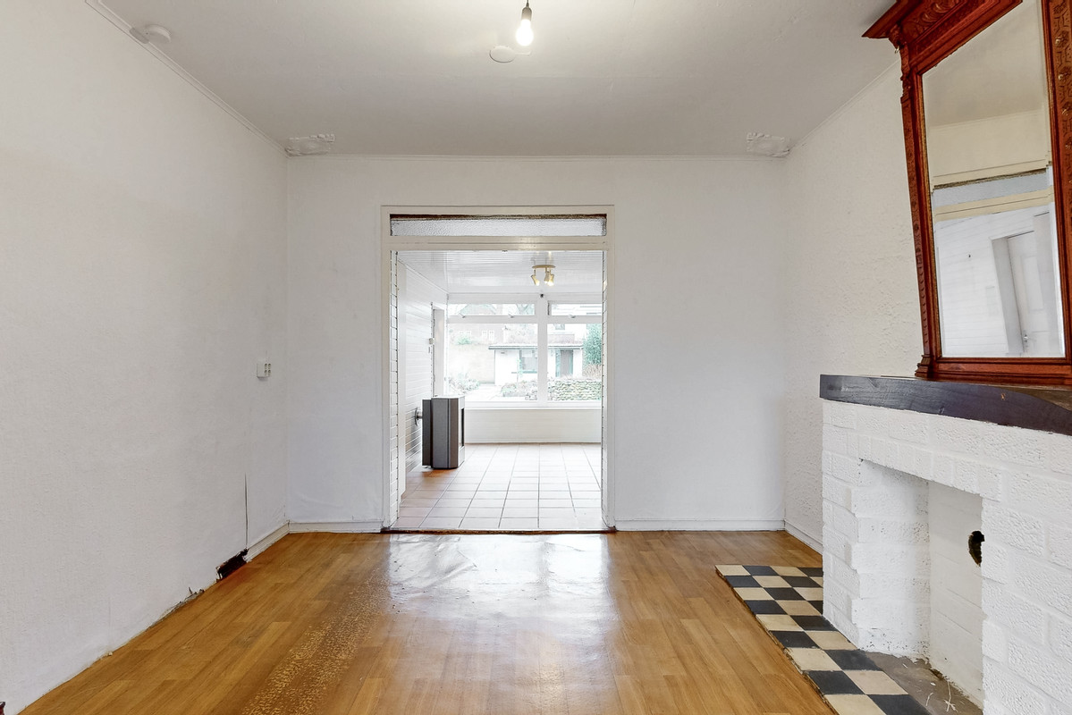 Twee-onder-één-kap te koop: Eisenderstraat 21, Geleen